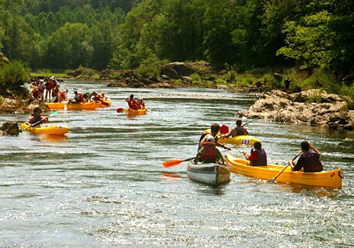 Best advise for beginning #paddlers. Start with a <a href="/NOC/">NOC</a> guided #tour. #Whitewater  noc.com/plan-your-trip