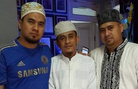 Semoga Om Aji <a href="/saipul_jamil/">Saipul Jamil SH</a> om <a href="/manager_5am/">Samsul hidayatullah</a> om Haji <a href="/GussholehkK/">Soleh Kawi</a> selalu dalam lindungan Allah &amp; Cepat berkumpul lagi