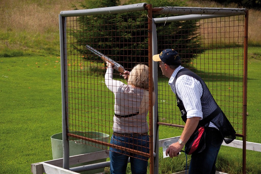 conistonhotel's tweet image. Check your stance and line up your shot! £80 for 2 - 1 hr shooting with full instruction: ow.ly/WBHF302v3fl