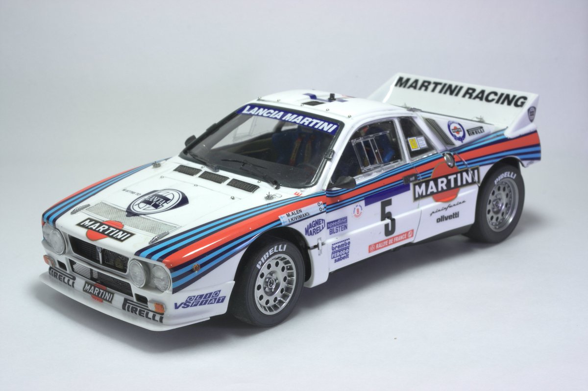 ハセガワ 1/24 ランチア037ラリー 1984 TOUR DE CORSE RALLY WINNER
