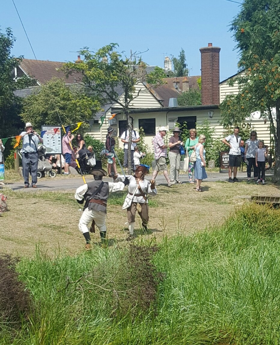 Helen Buckingham tweet media