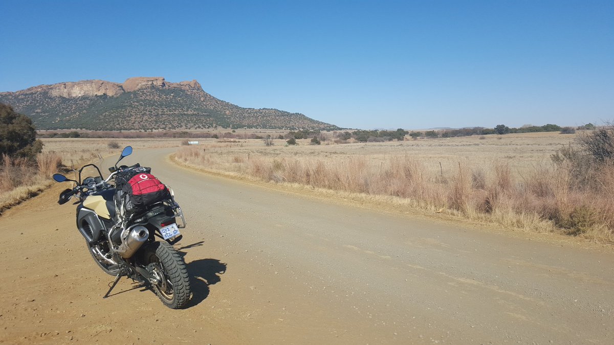 Tjoppie25's tweet photo. Just done 1844kms of awesome riding from Jo'burg to fetch my new wheels @ZambesiMotorrad  @Bikeroutescoza @myFiets https://t.co/rZM3Nocpbc