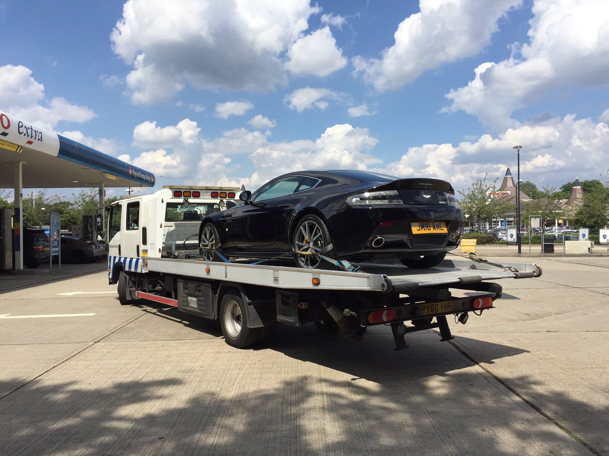 jmorris125's tweet photo. Don't expect this after just 750 miles on a brand new @astonmartin. Very disappointed @AstonMartinPR #notimpressed https://t.co/A9orCPmHfQ