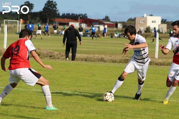 f_maquina's tweet photo. Vuelve el fútbol vuelve La Máquina!!! #VamosxTodo @LigaPROuy https://t.co/iH3tU5zRp6