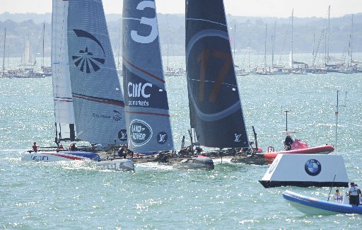Massive result for Land Rover BAR in winning #AmericasCup race 3 wp.me/p6deVd-jx
