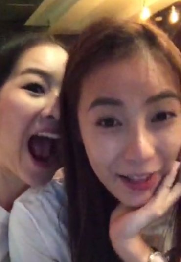 พี่แอป LIVE 😍😍😘 กินเลี้ยงปิดกล้อง #สงครามนางงาม2 #ต่ายลูกน้ำ <a href="/APONAMM/">ซีแนนบอท ꒰´ᐡ`ෆ ͙꒱</a>