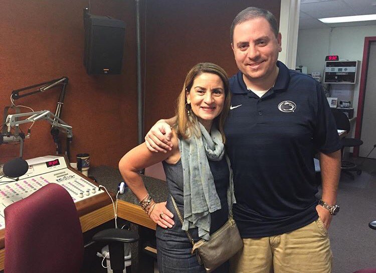 MikeRaymondLV's tweet image. Bring your mom to work day.  @mabelle_styles  #MadeUpHoliday