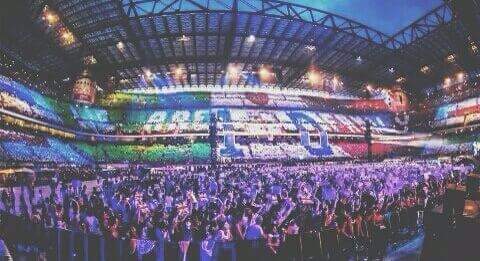 MrsStyles19948's tweet photo. Never, never, never don't forget where you belong! #6yearsof1D https://t.co/Fye3kp9er6