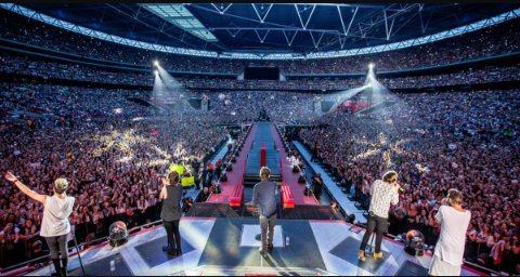 MrsStyles19948's tweet photo. Never, never, never don't forget where you belong! #6yearsof1D https://t.co/Fye3kp9er6