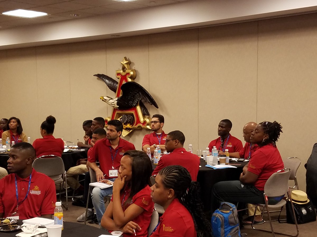 JulioFSuarez's tweet photo. Kicking off day 3 for #ABLegends @UNCF https://t.co/fWoytKzGXP