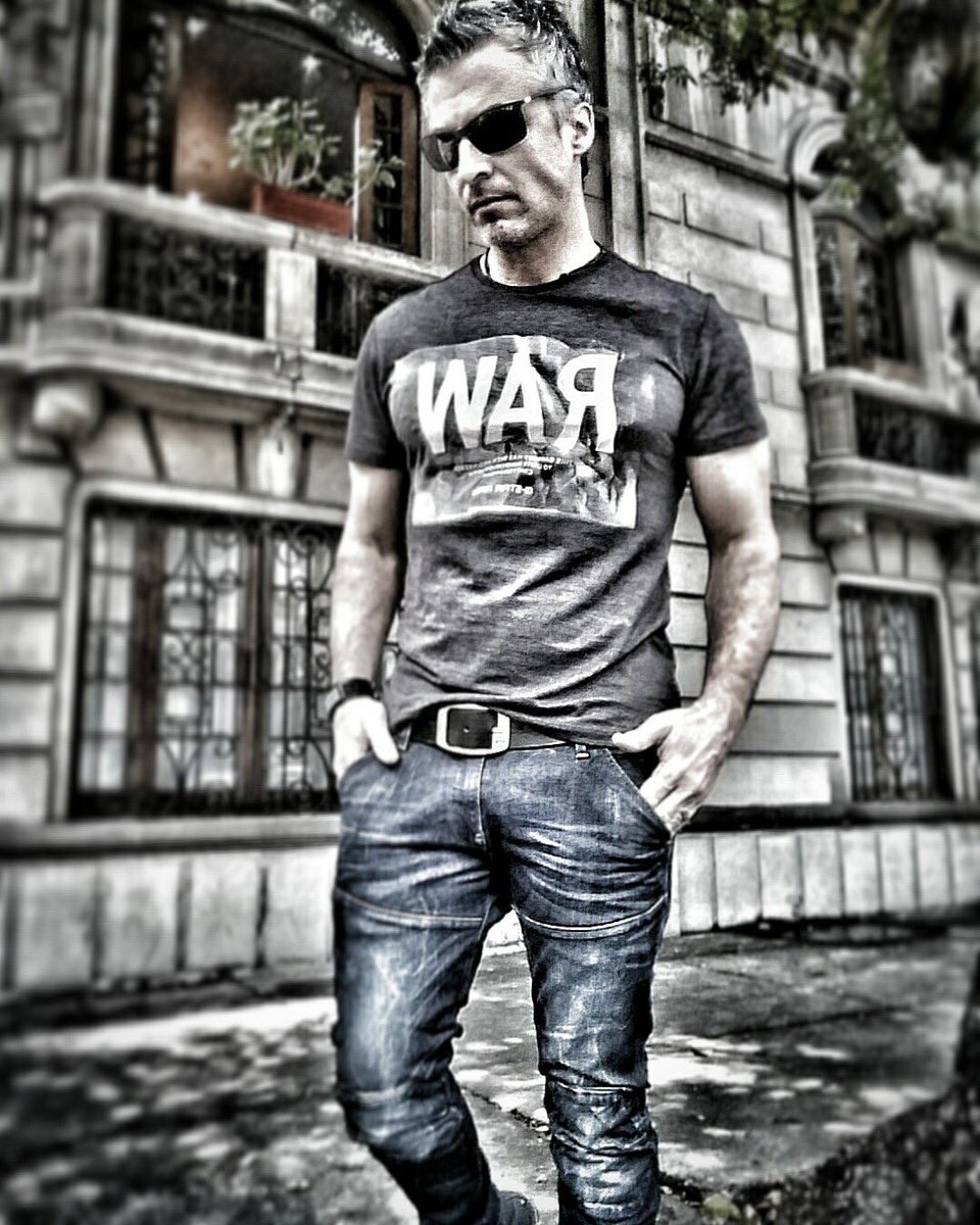 DSoldanoFCOMIA's tweet photo. RT @DiegoSoldano Nada más cómodo que mis #gstarelwood 5620 #3ddenim #GstarRaw G-Star Raw México G-Star RAW https://t.co/jBuXhv2LwX