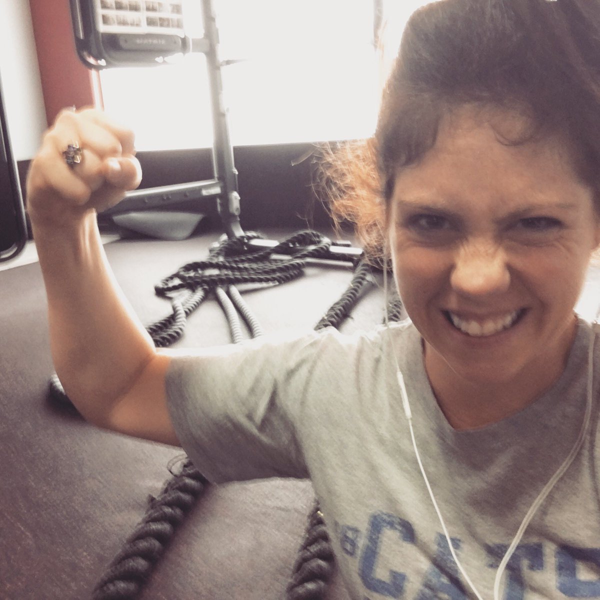 KindredofKY's tweet photo. Exercising before working on some exciting projects!
#bossmom #healthybodyhealthybusiness #kindredky #iloveropes https://t.co/XQaadjuDMv