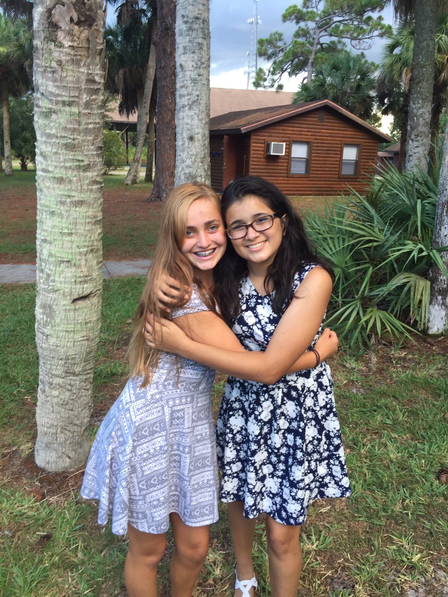 nataliax0416's tweet photo. Best week with the best people💕 #ignite #Lfyc 🙏🏼🔥 https://t.co/wDcr0QeRoK