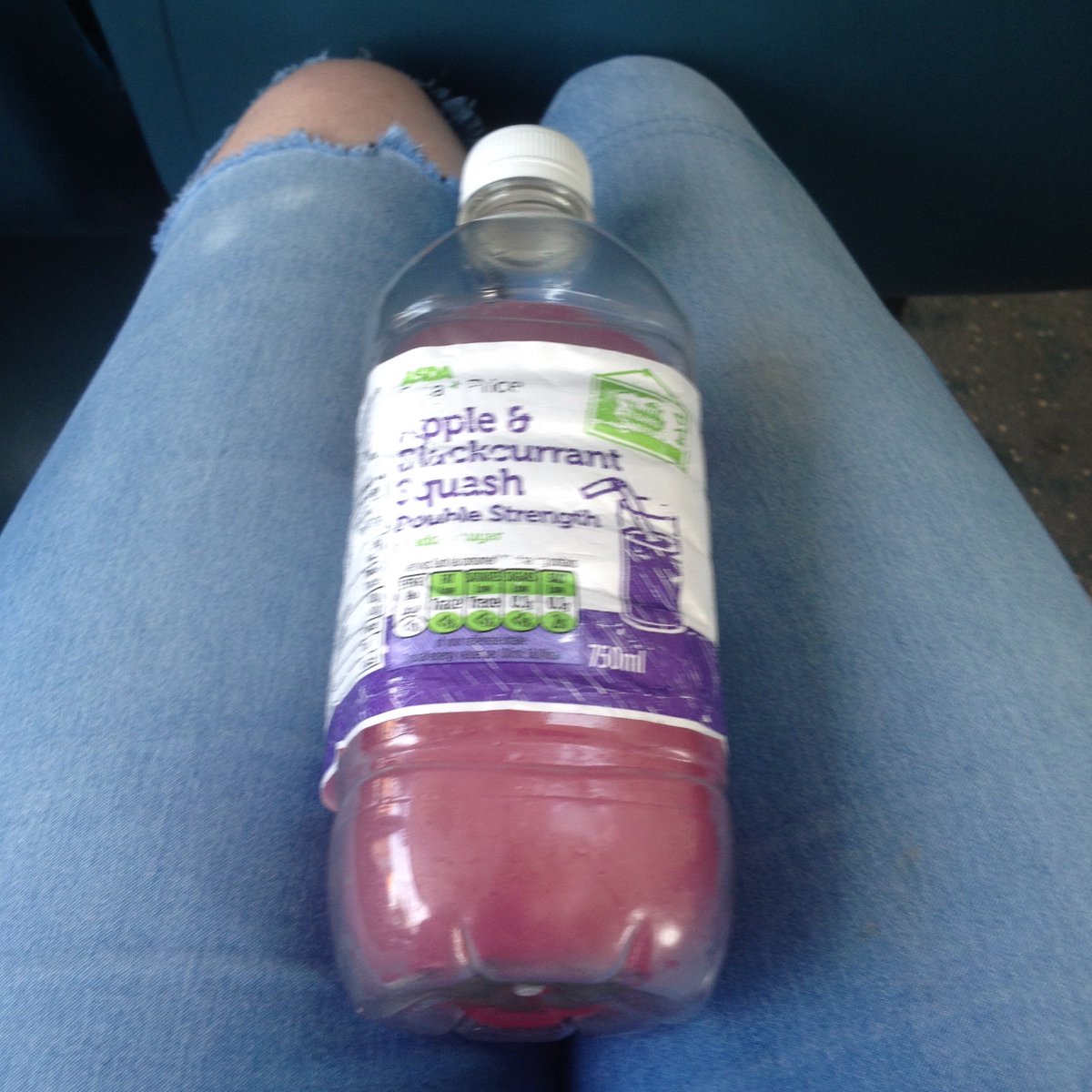 lydylyd's tweet image. #summerissues