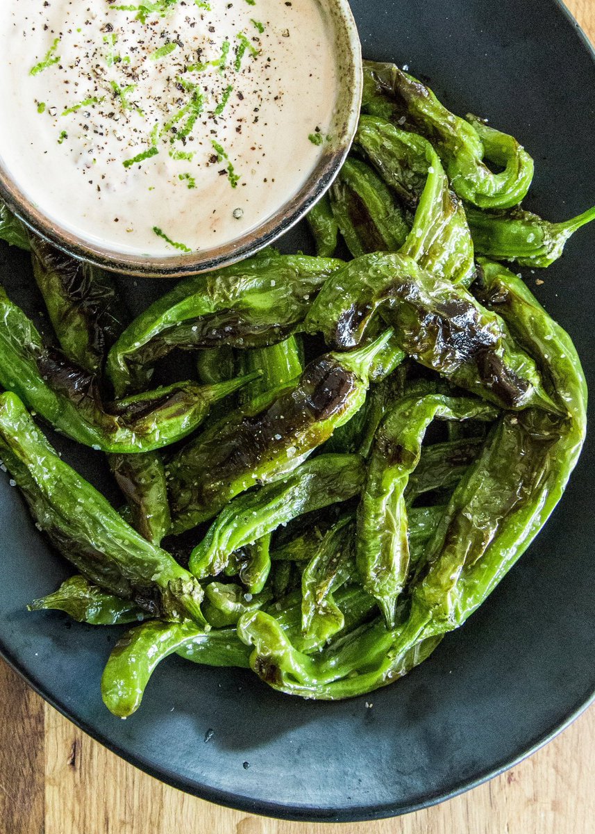rkeyserling's tweet image. 12 Vegetables That You Should Really Burn… dlvr.it/LsTdR9 #Vegetables #CookingMethods #Grilling #Roasting