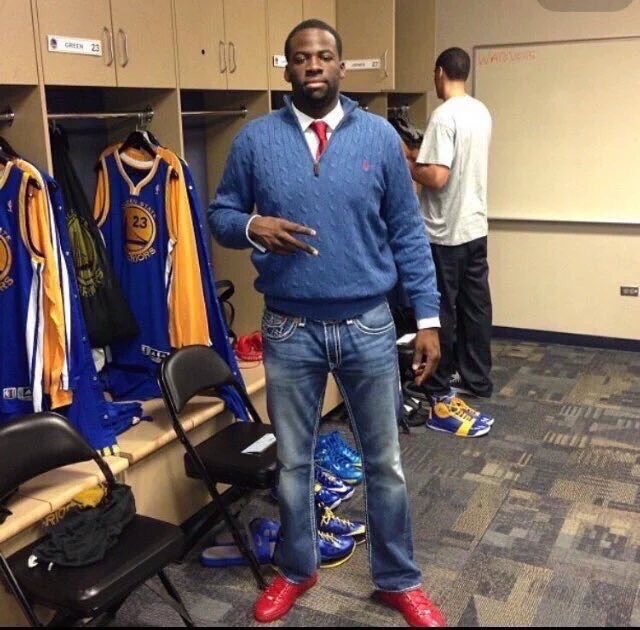 StaticSpaZ's tweet image. "Y'all keep sleepin while i chase this paper #GrownMan #Str8LikeDat"