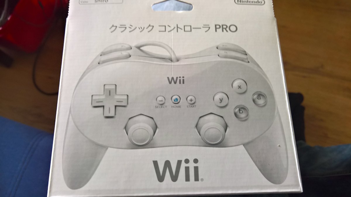TheBifi's tweet photo. Gestern angekommen :). Jetzt habe ich alle Farben zusammen :D #Wii #ClassicControllerPro https://t.co/mWHYfLuQkE