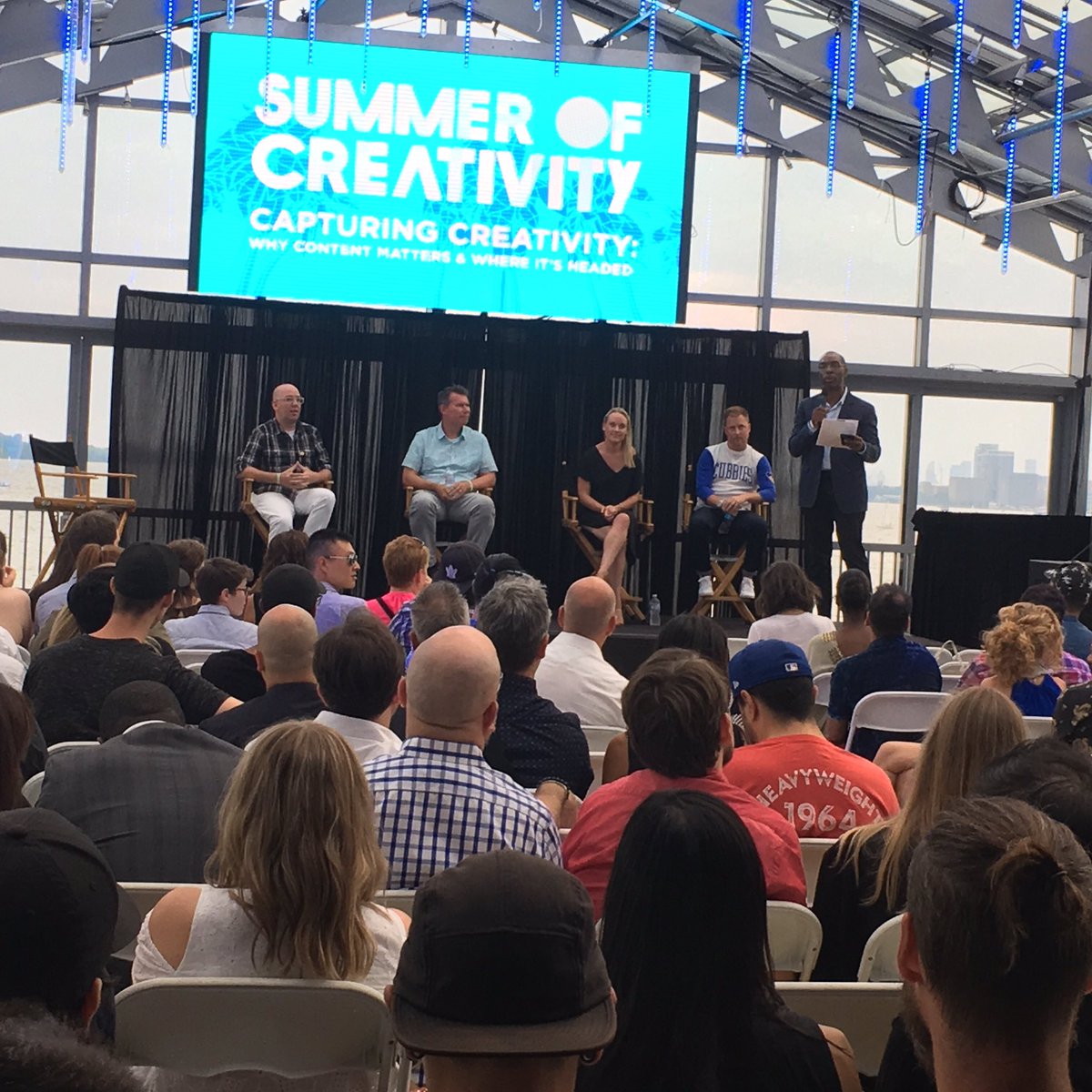 stellashoots's tweet photo. "It's always about change and reacting to what's going on." - Tim Hamilton on staying current. #SummerofCreativity https://t.co/EMEWEh5V47