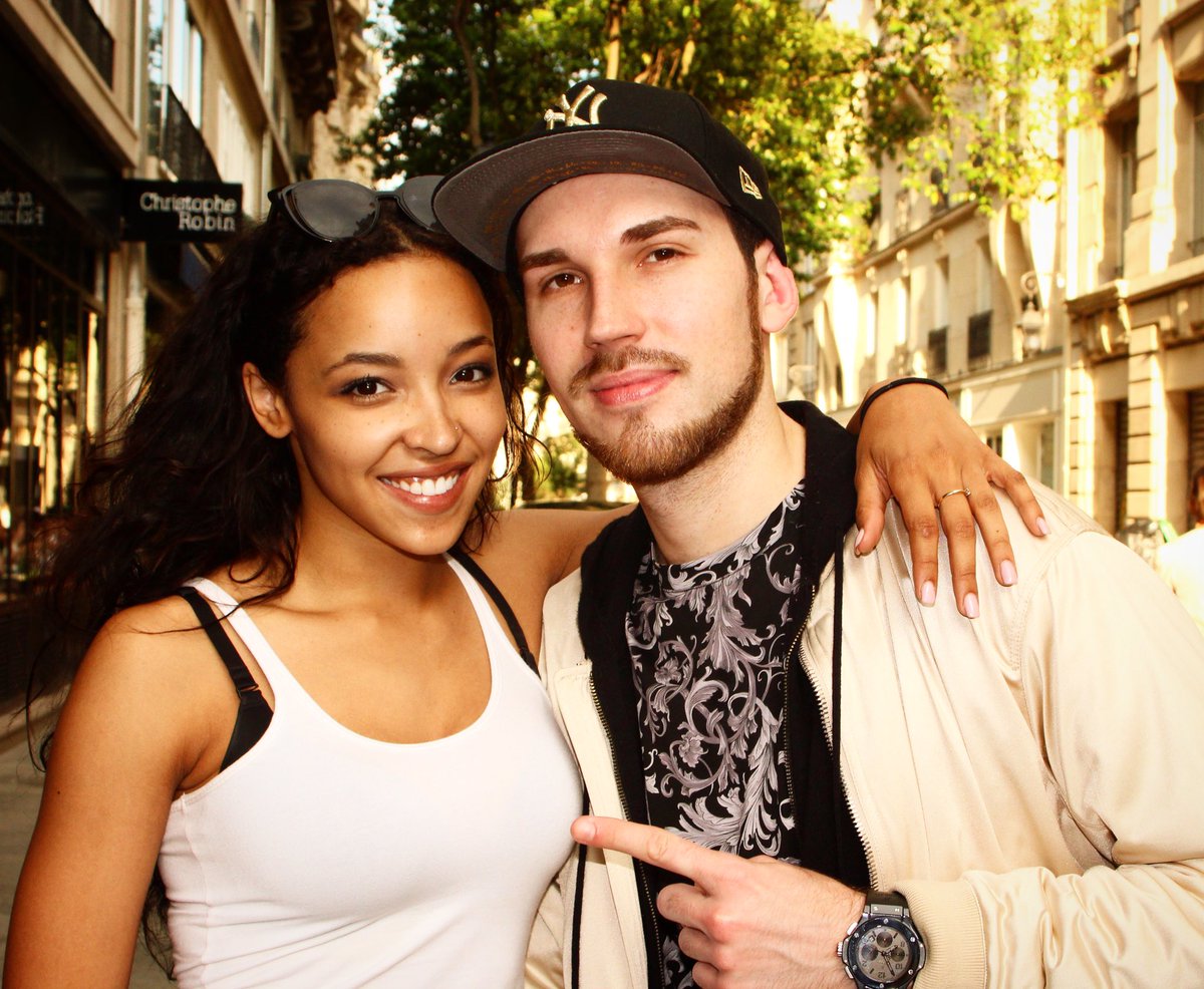 Popof_PopyAndCo's tweet photo. With The Beautiful #Tinashe @Tinashe in Paris 🇫🇷🙏#SUPERLOVE💘 #Tinashenow #Tinashekachingwe #Kachingwe https://t.co/Aq7yJlvRAv