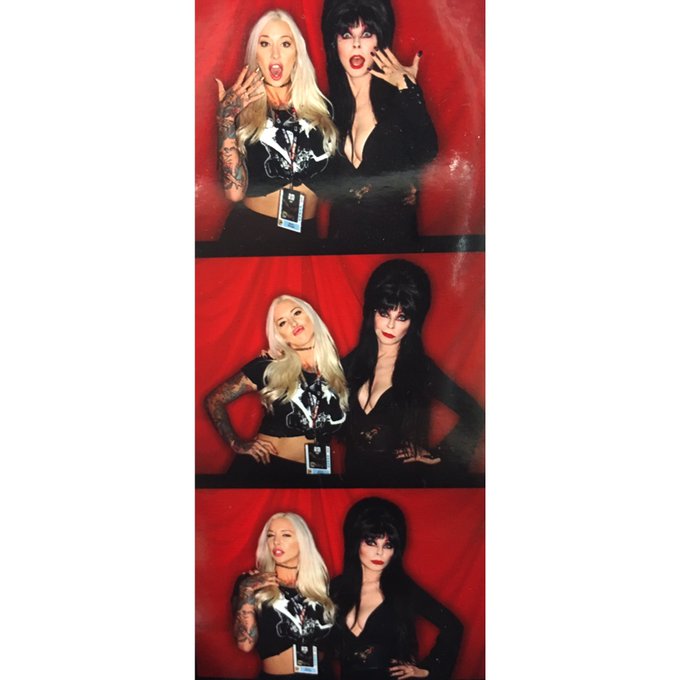 Me and Mom https://t.co/sn6x124gV6<a href="/tag/sdcc2016"class="tags"><span>#sdcc2016</span></a>