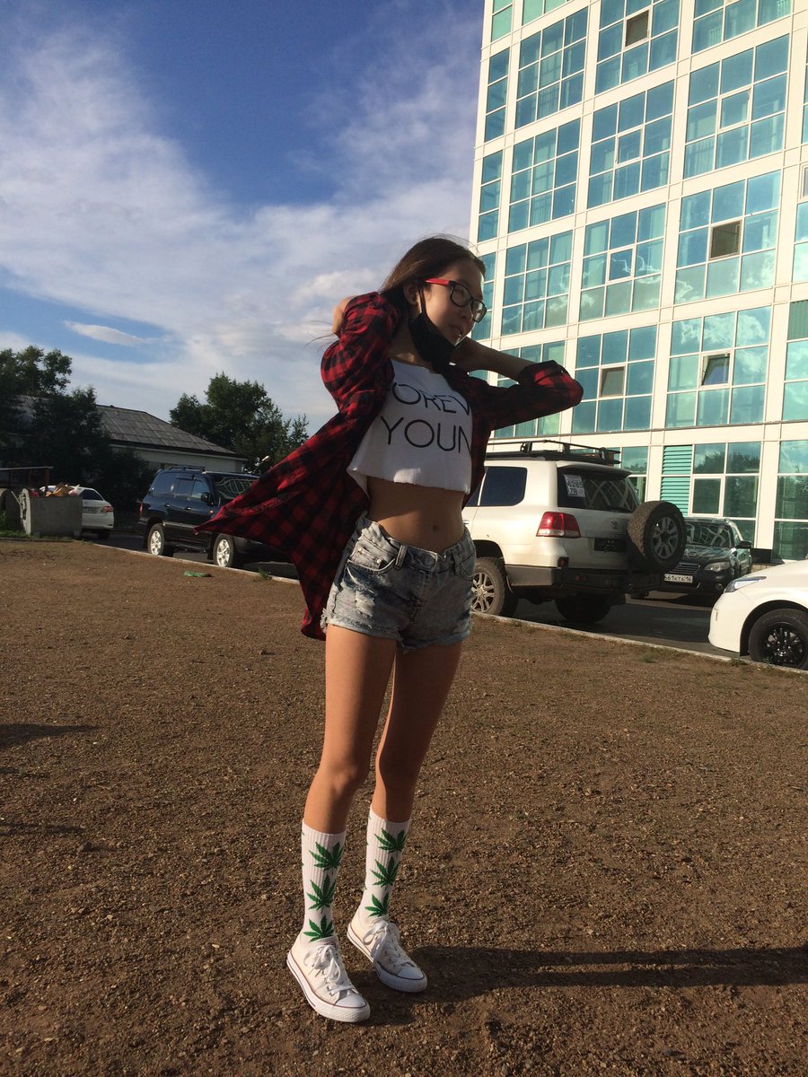 DameCake tweet media