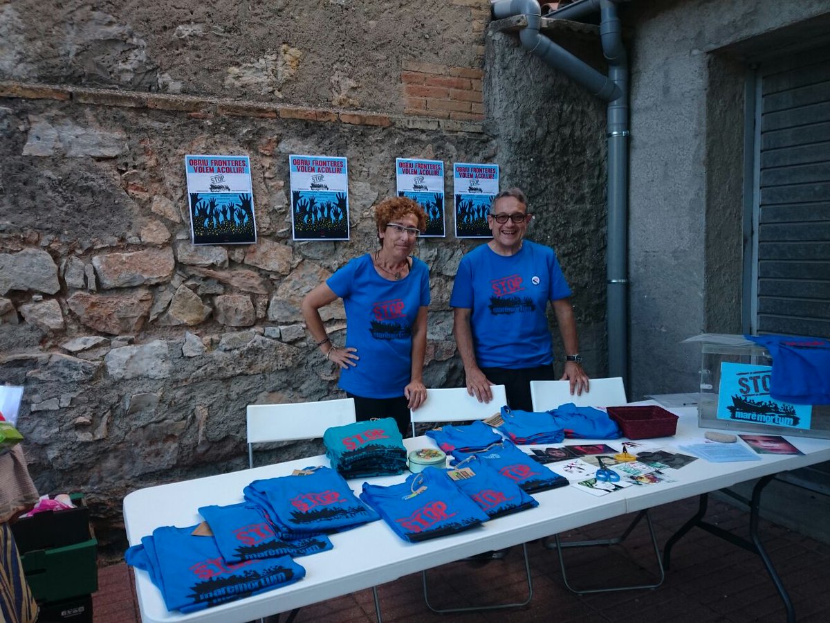 stopmaremortum's tweet photo. Avui @stopmaremortum  ha estat a @CVoluntaria ! Moltes gràcies per convidar-nos!! #ObriuFronteres #VolemAcollir https://t.co/GxMIabBiMW