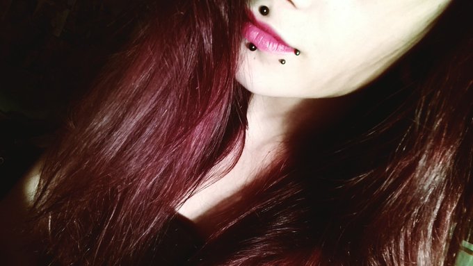 Lend some help or send me to hell either way i know i'll die https://t.co/f35ksD86Hb<a href="/tag/newprofilepic"class="tags"><span>#newprofilepic</span></a>