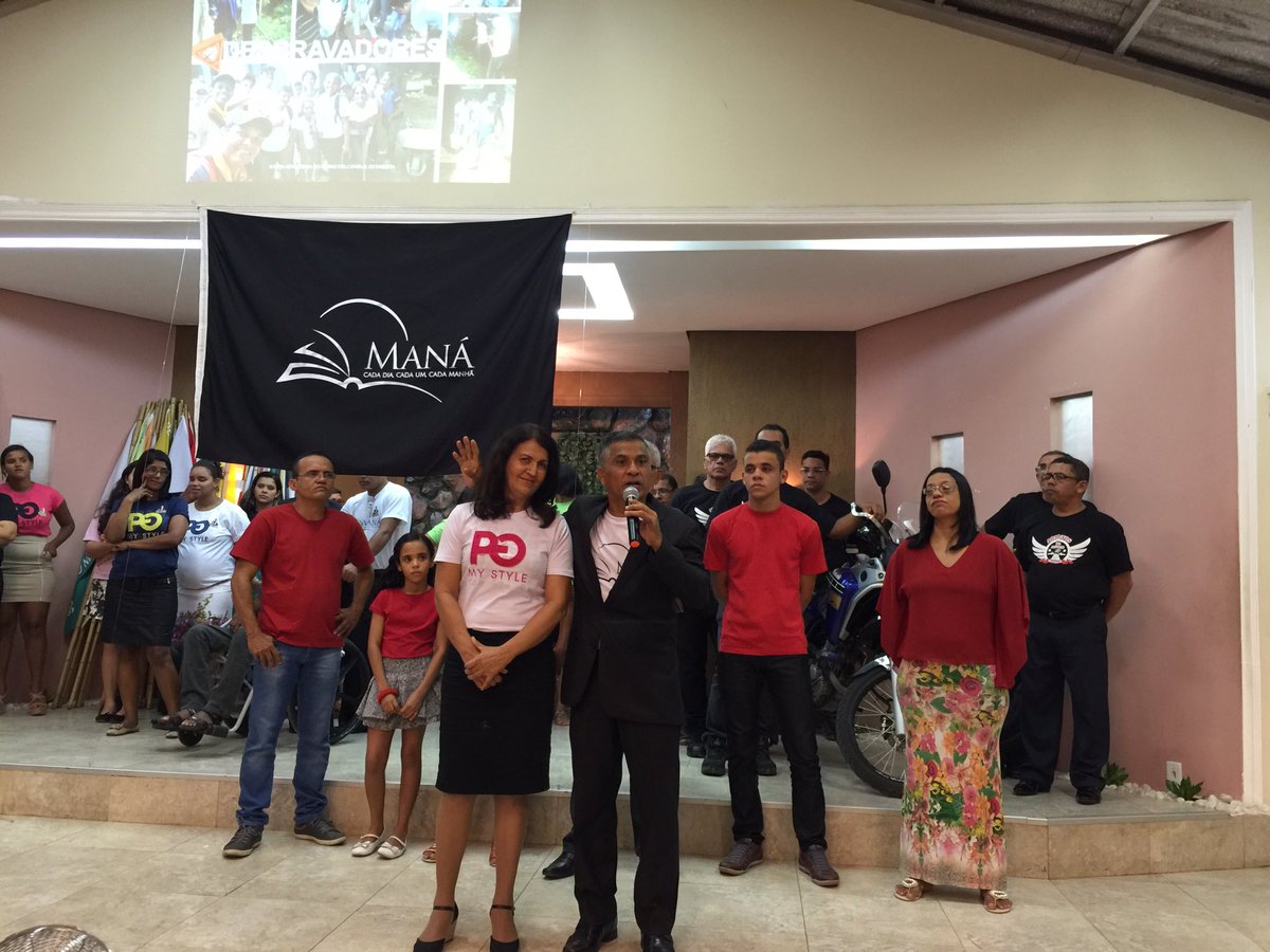 PG amor em ação tem o ministério trabalhando com dia dos pais,mães,crianças...para a comunidade nas ruas#pgmystyle