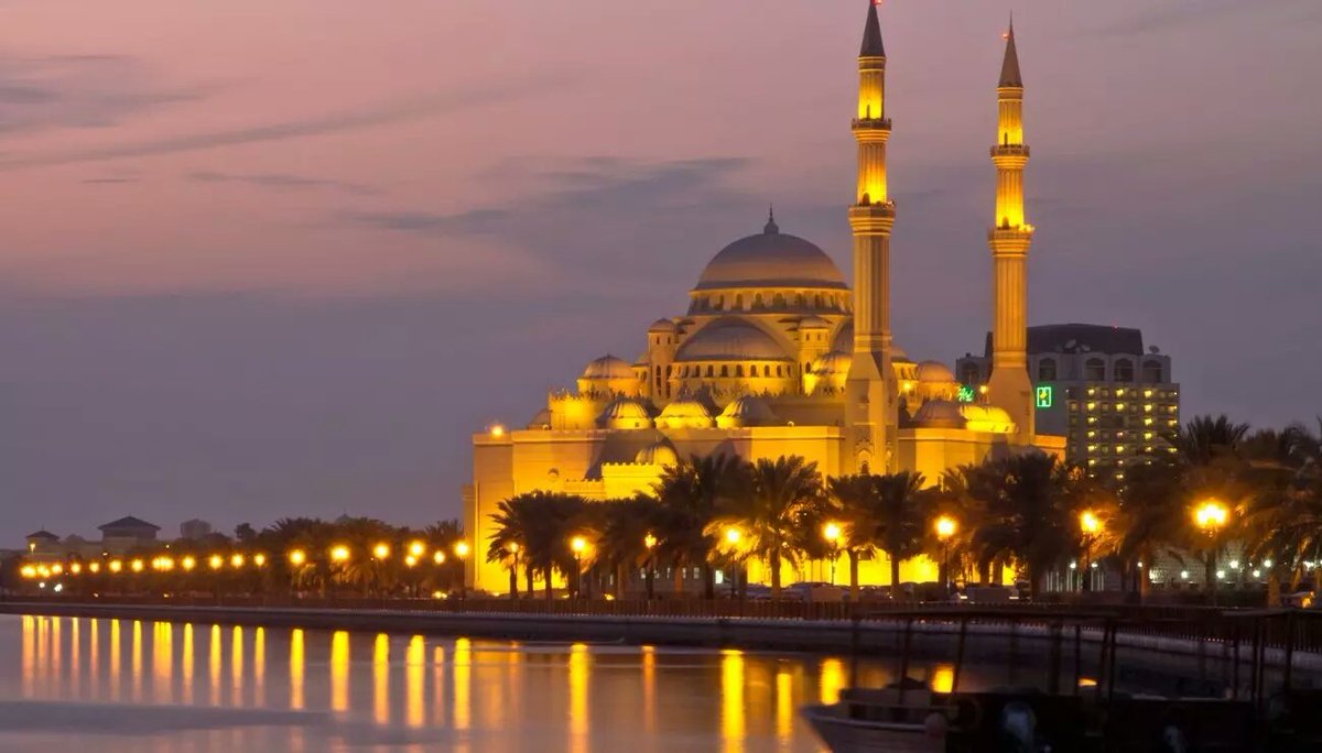 MosqueBeautiful's tweet photo. Al Noor Mosque - Sharjah, United Arab Emirates https://t.co/U5AMMOkXCL