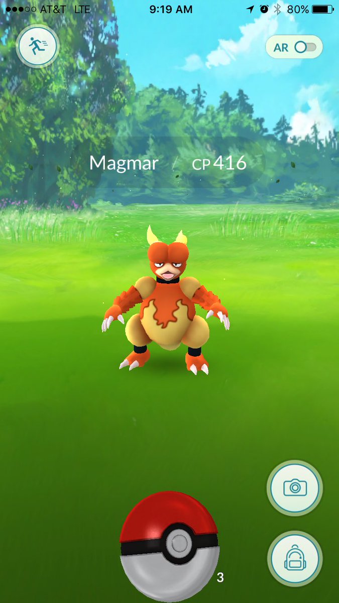 WaR_Surge's tweet photo. Caught this mofo outside the crib #FuckOuttaHere #OneThrow https://t.co/UxBXF3md5D