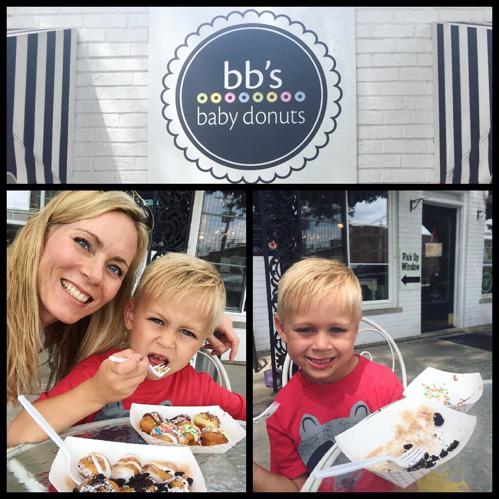 _HeatherRuff's tweet image. Mommy-Kyler time today. 1st stop...BB's Baby Donuts! Amazing how fast12 minis can disappear. 
#cheatday #mylittleman