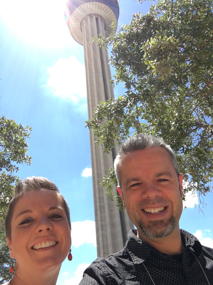 JoshuaMcG1977's tweet photo. Hanging out in San Antonio! #mustangstravel @ChoirSachse #itscoldinside #itshotoutside https://t.co/l7yGBB8vBH