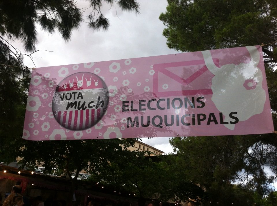 Annadiazlorca's tweet photo. Avui elecions @MuchdeReig #sineu #much2016 https://t.co/B80CvoU5le
