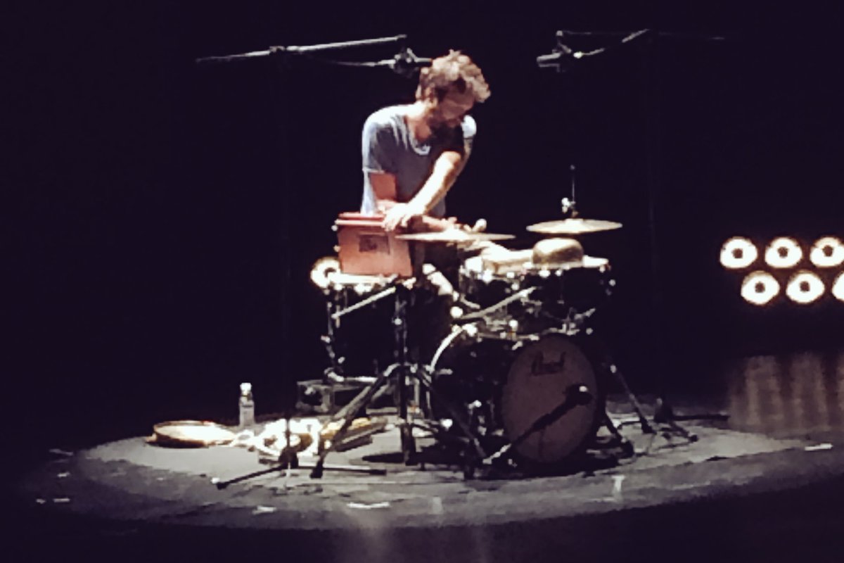 TooFewTunes's tweet photo. #solo #drum set at #12Points and it sounds like there is an orchestra in the room!! #julianSartorious #Genius https://t.co/wOS5hVfxg3