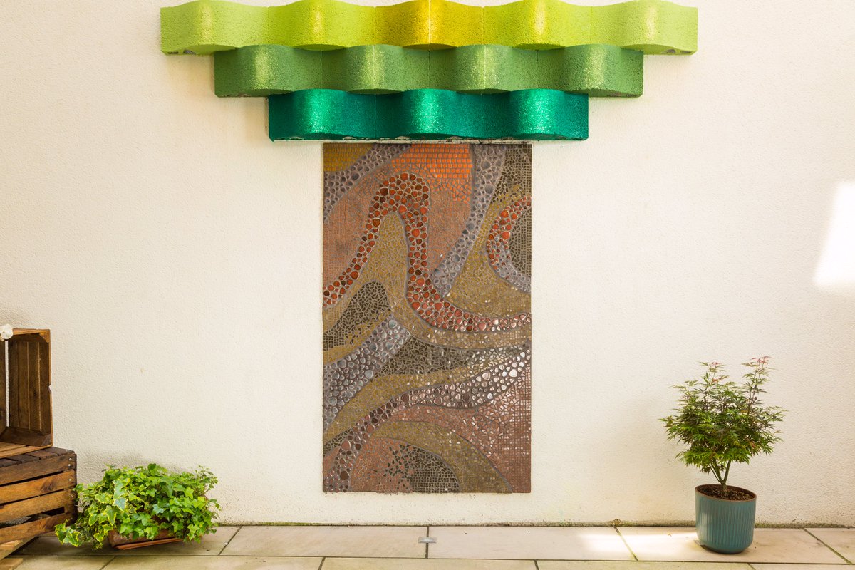 saewon_art's tweet photo. A Forever Tree... #Mosaic #mural in a #patio #mosaictile #craft #pattern #art #indirectmethod #interiordesign https://t.co/qNUU695PIe
