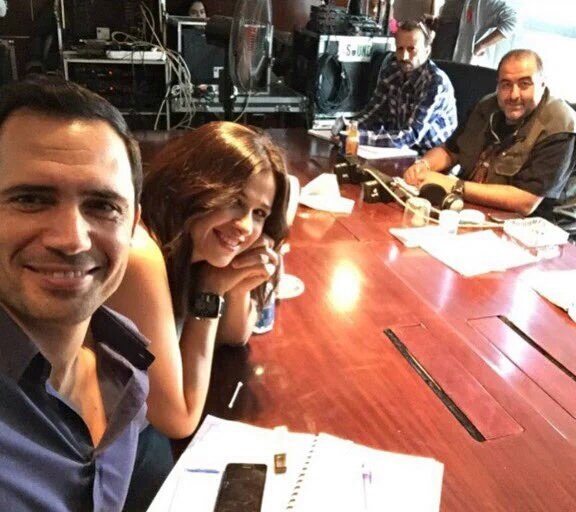 FadyRefat45's tweet photo. من كواليس فيلم أبو شنب
ياسمين عبدالعزيز
ظافر العابدين😍😘💗 https://t.co/wRiNL7eqWW