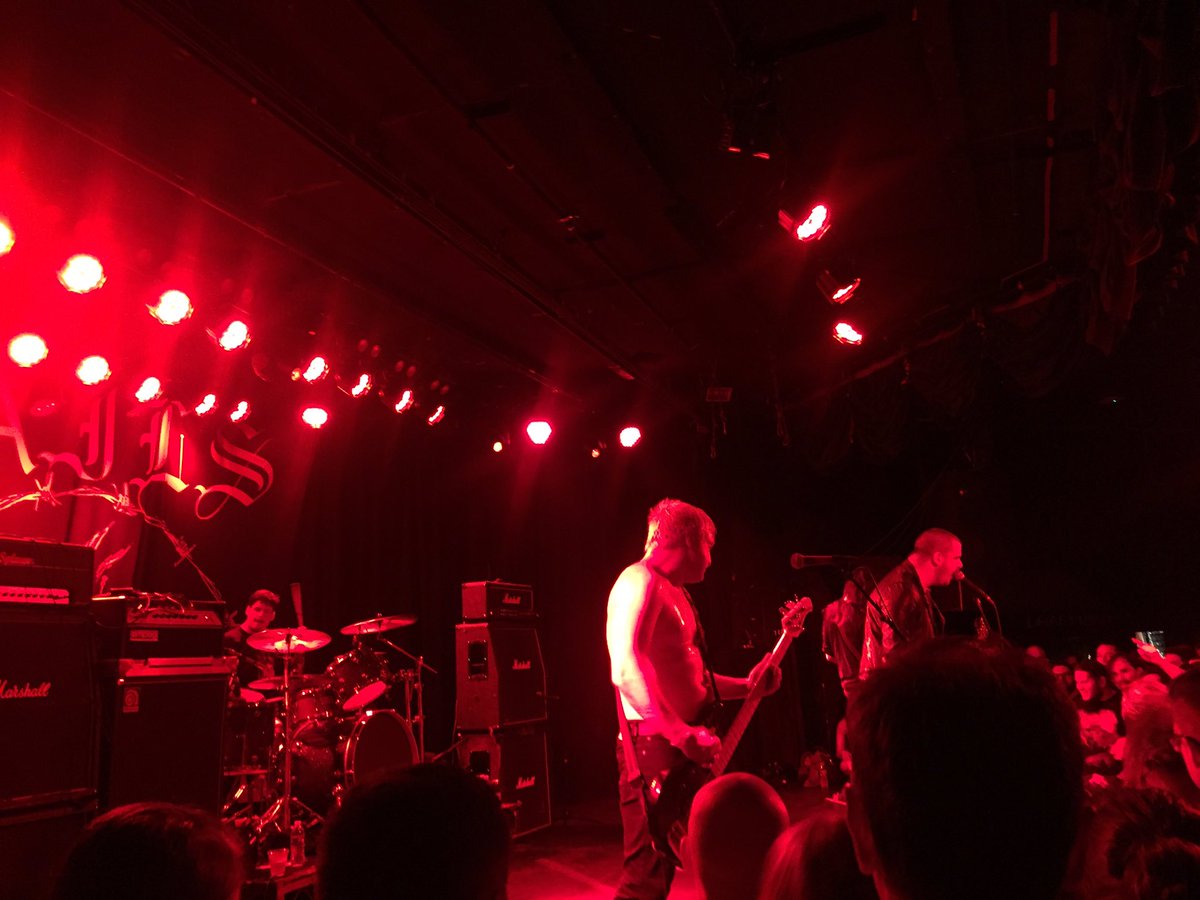 duckduckmousse's tweet photo. I was completely blown away by how sick @NAILStyranny was last night @theroxy https://t.co/qC9JRptACC