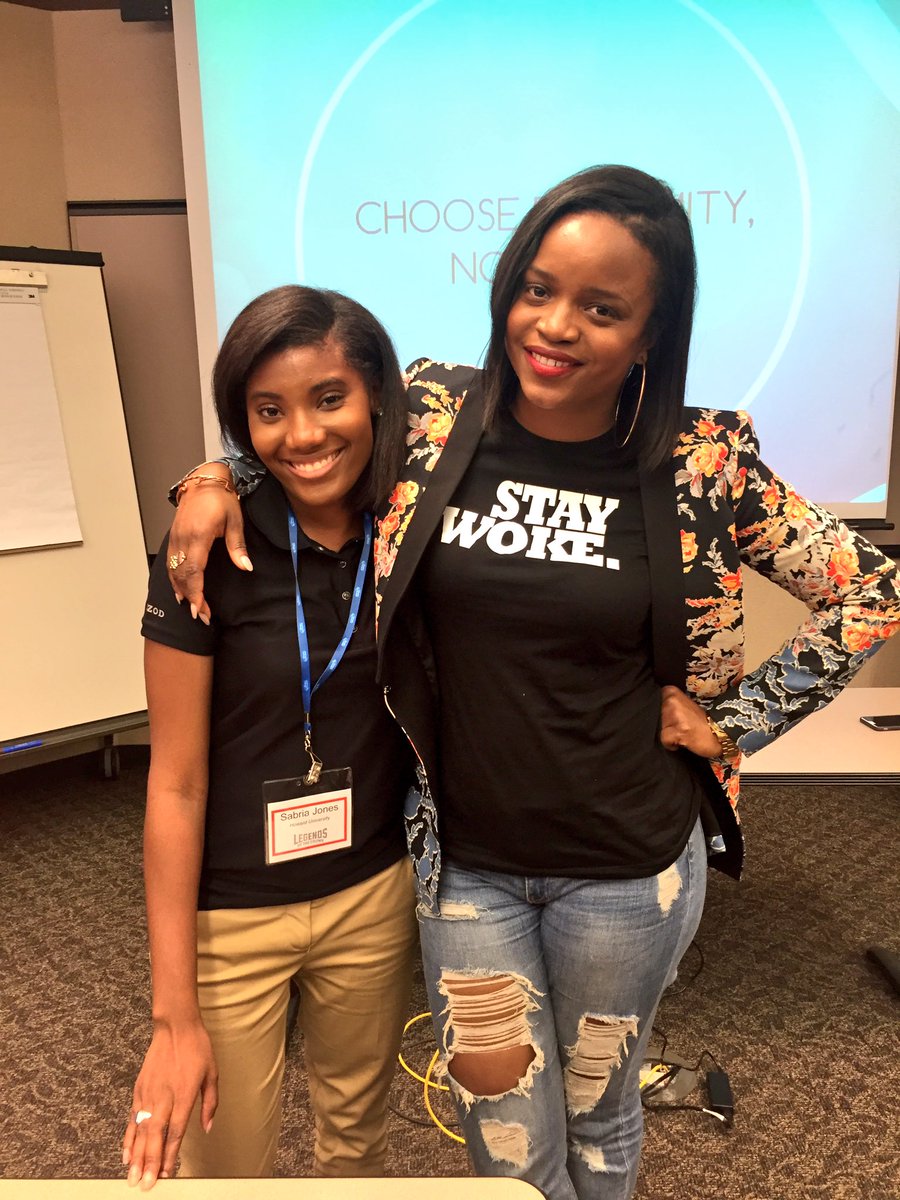 _SabriaJ's tweet photo. Yesterday I met the wonderful @MsPackyetti ! #ABLegends https://t.co/qtxp87ljl6