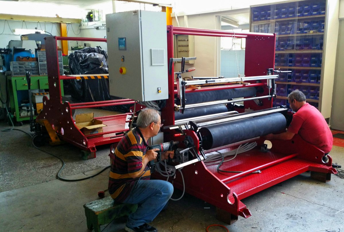 MPEXTRUDERS's tweet photo. Fully automatic double winder for HDPE film application. Assembly stage #mpextruders https://t.co/wfVlHbKwsF