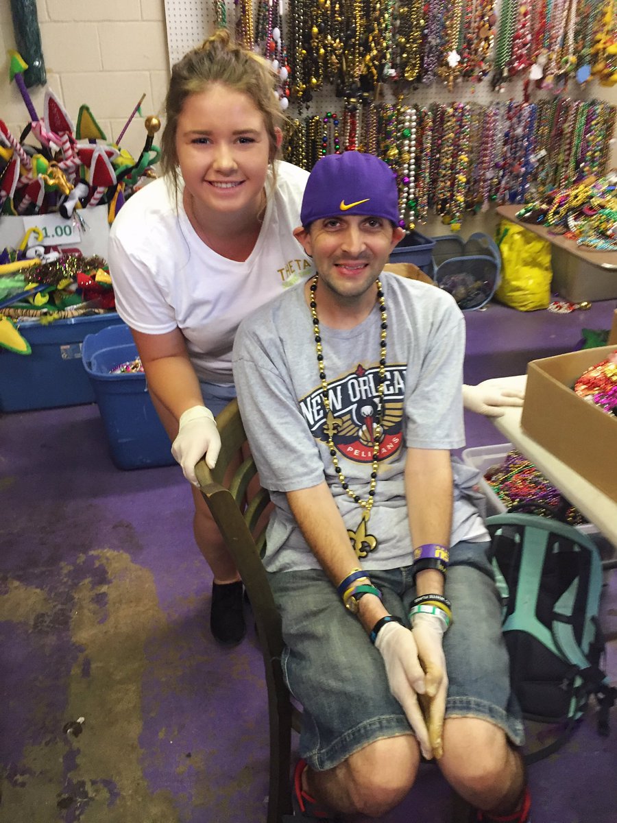 FresnoTheta's tweet image. Ambriel had an amazing experience on the #ThetaServiceTrip! ✨ Thank you @ThetaFoundation and @BettieLocke 💛💛💛