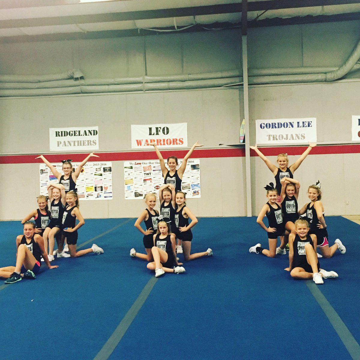 hotshotsfto's tweet photo. R•O•Y•A•L•T•Y👑👑👑 Black Diamonds did an AWESOME job at choreography camp!!💎👑💍 #hotshotsfto #hotshotsroyalty https://t.co/zFnvYwfmty