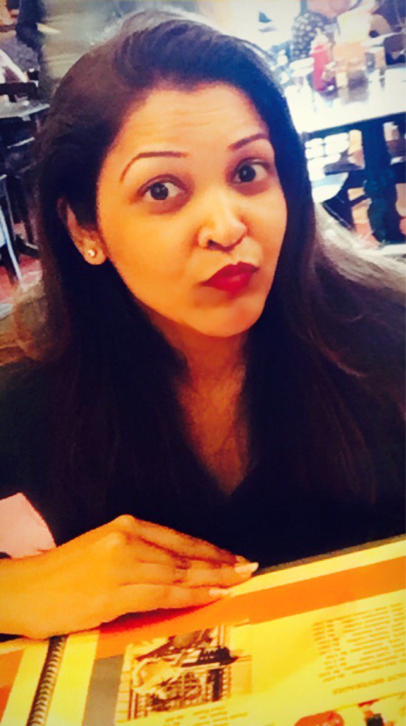 peshlakumar's tweet image. When you try being sane &amp;amp; order some food inspite of being all sloshed... #lifefailures #thestruggleisreal