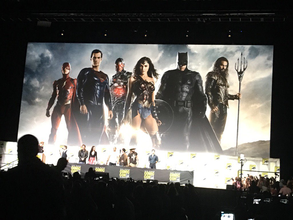 FallaciousGod's tweet image. || THE JUSTICE LEAGUE