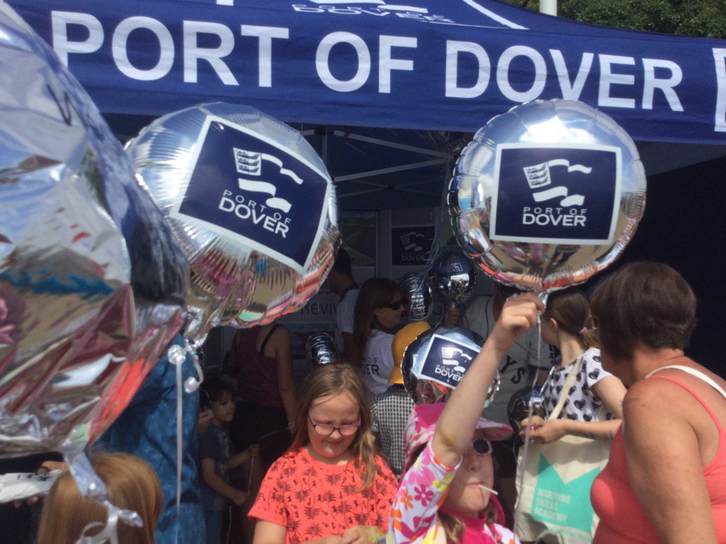 kindissmart's tweet photo. @Port_of_Dover @tpwroyal huge thanks to port staff who made our young carers day #painted#mobbed#smiling!!!! https://t.co/COzqmYEt54