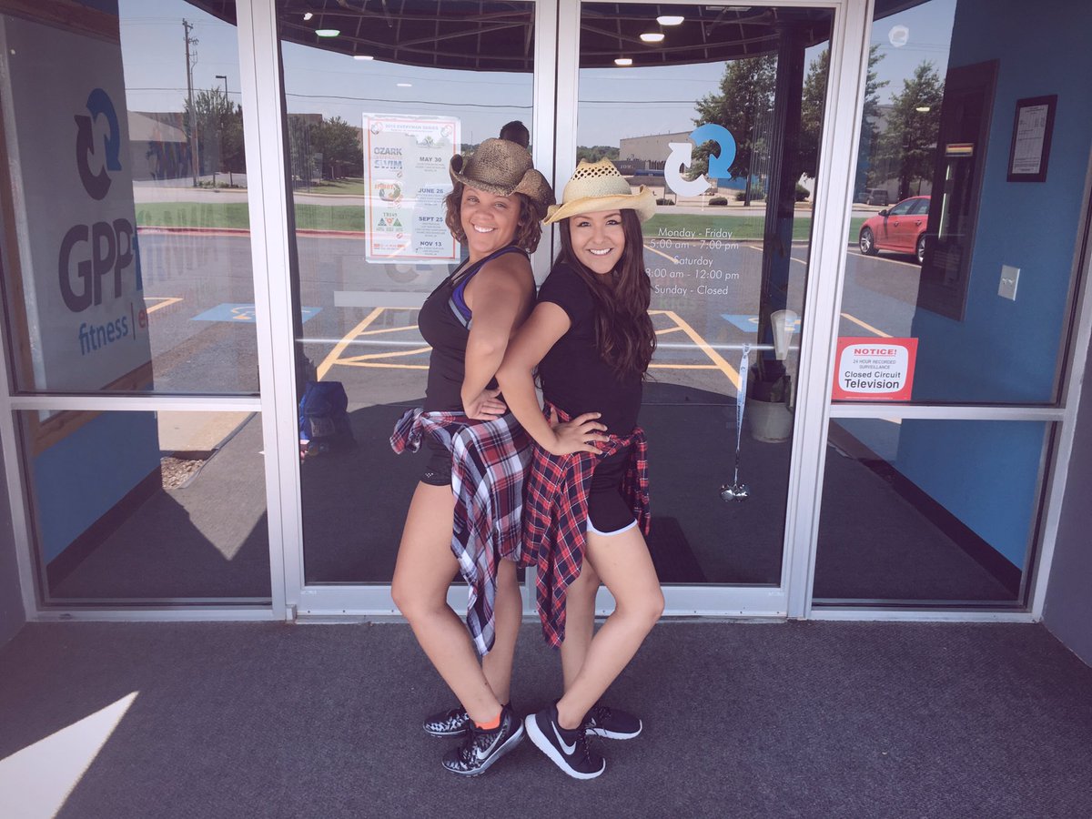 LikelyJasmineB's tweet photo. #Zumba #Zumbathon #NWA #teamJandG https://t.co/pOV3Gi22Ze
