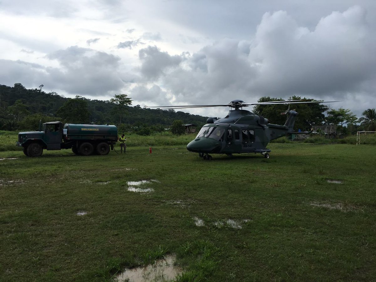 aeronavalpanama's tweet photo. Aeronave AN-141 apoya a fuerza amiga @senafrontpanama en transporte de unidades en Darién #SenanContigo https://t.co/JMhsZsiim5