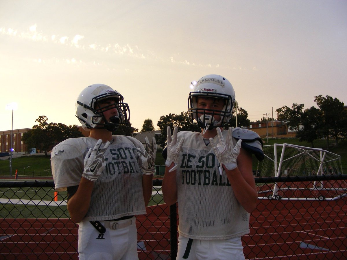 Erupt_Storm's tweet photo. Brothers for life @JDC_5 @EruptKiing https://t.co/6L7ufka4PR