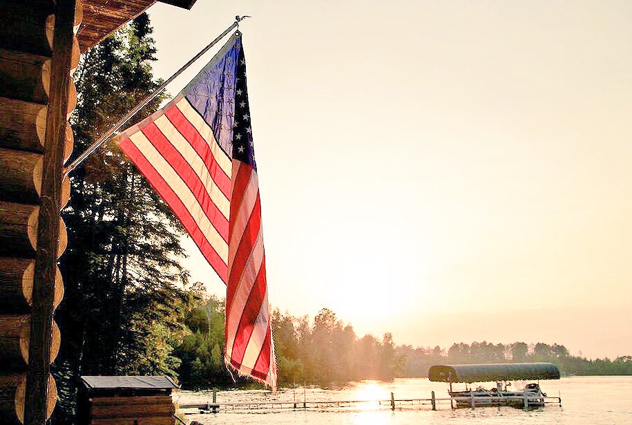 unrlco's tweet photo. Nothing beats the lake life on a Minnesota summer night. https://t.co/nOVZdC9ZEY