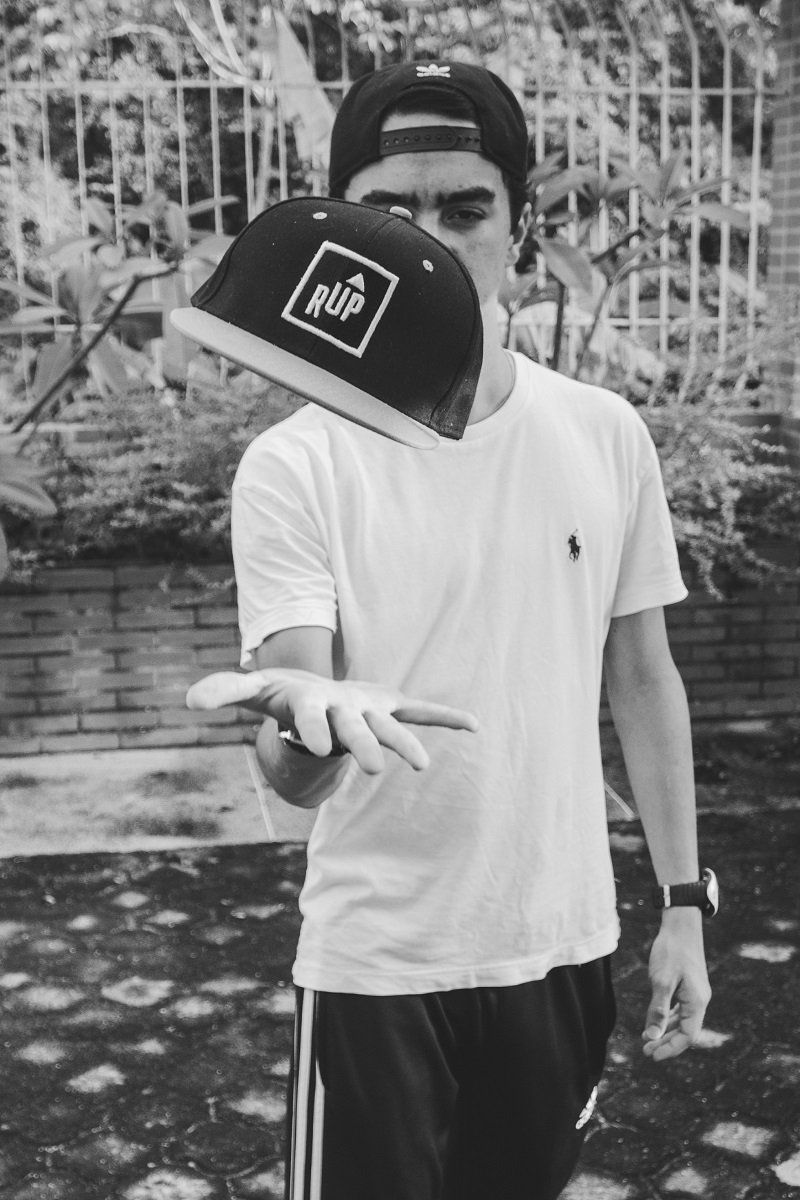 EventosRUP's tweet photo. Mucho estilo. mucho flow, mucho profesionalismo asi es nuestro pana @carlosdiazph #momentoRUP #fotografia #caracas https://t.co/lO8LmOD7aX