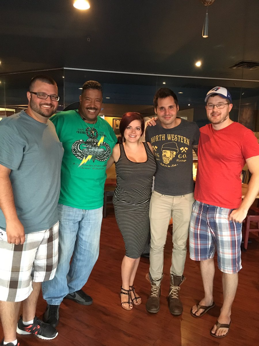 GoAndShineNA's tweet photo. Today on the #GreatWhiteNorth tour we got to see some of our #GoAndShine family while on the road!Welcome to Canada! https://t.co/eQuHuVxNjt